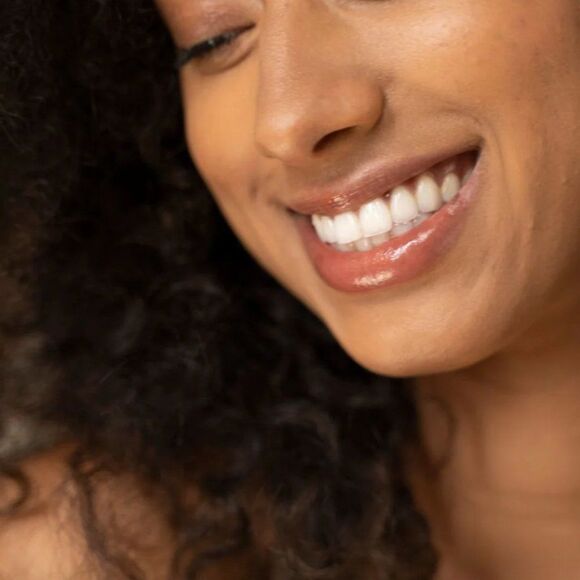 NIP Magnetic Lip Balm in Second Nature - Full Ritual - Picture 4 of 7